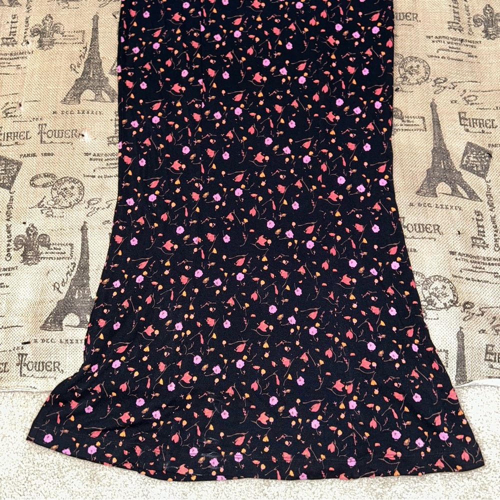 Free People NWOT! Black Pink Floral Puff Sleeve Crew Neck  Midi Stretch Dress - Picture 3 of 16